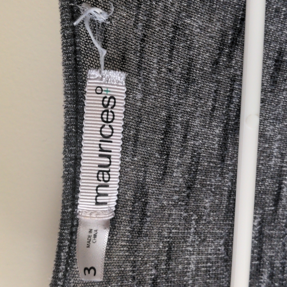 Light Sweater - Picture 3 of 4